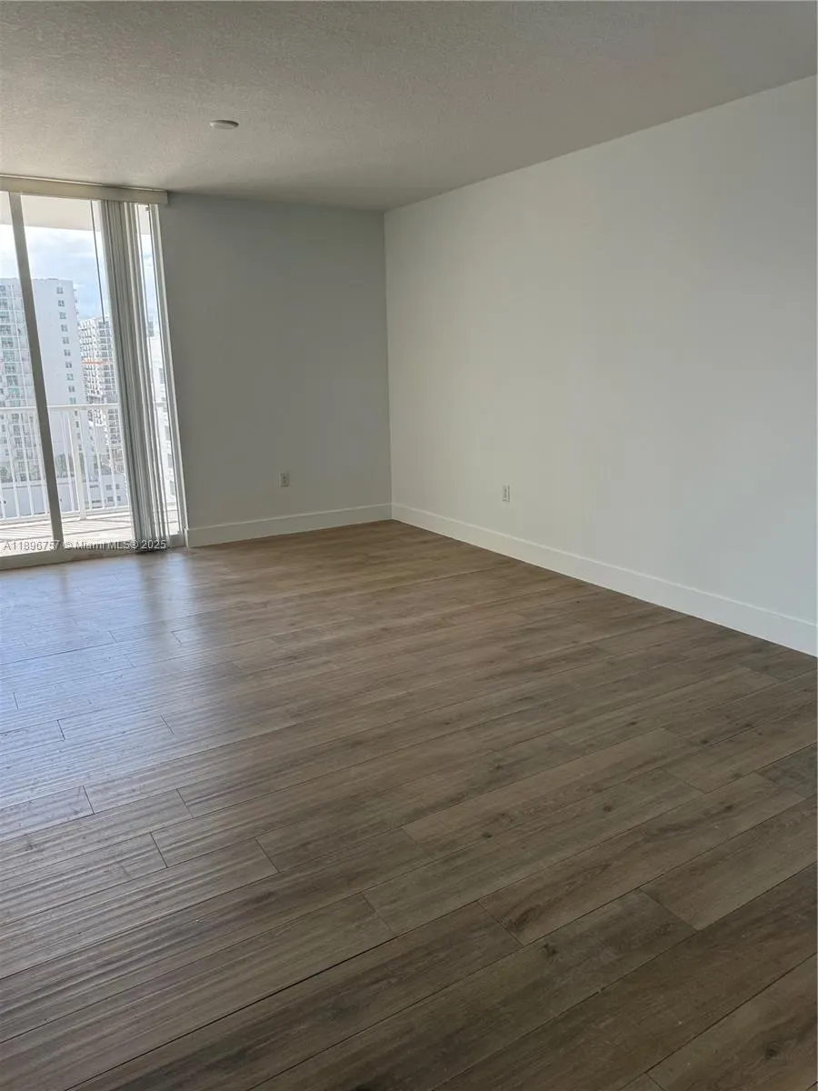 1250 S Miami Ave, #1407