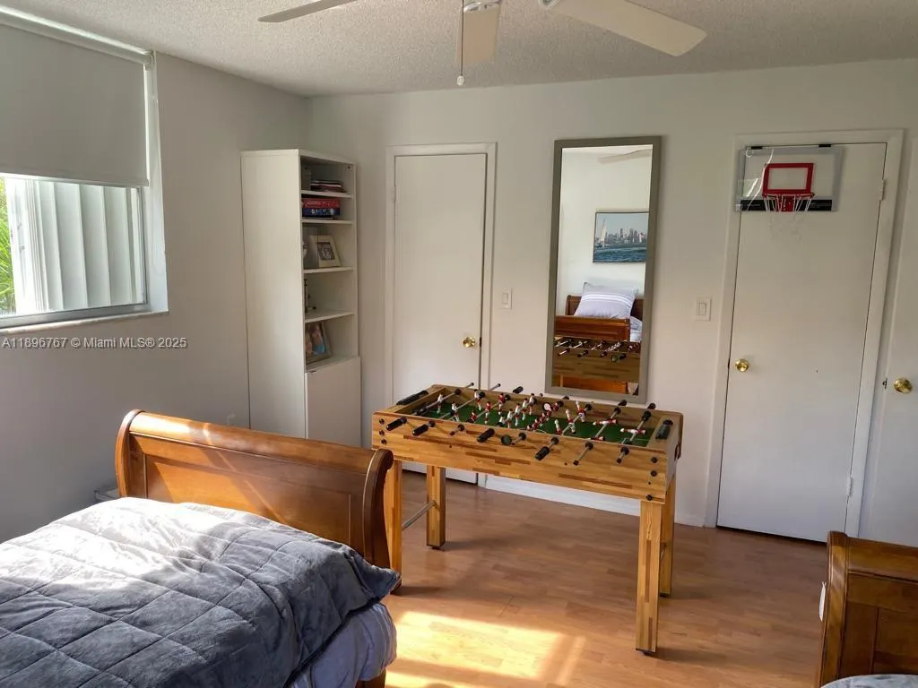 210 Sea View Dr, #312
