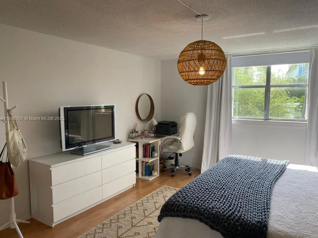 210 Sea View Dr, #312