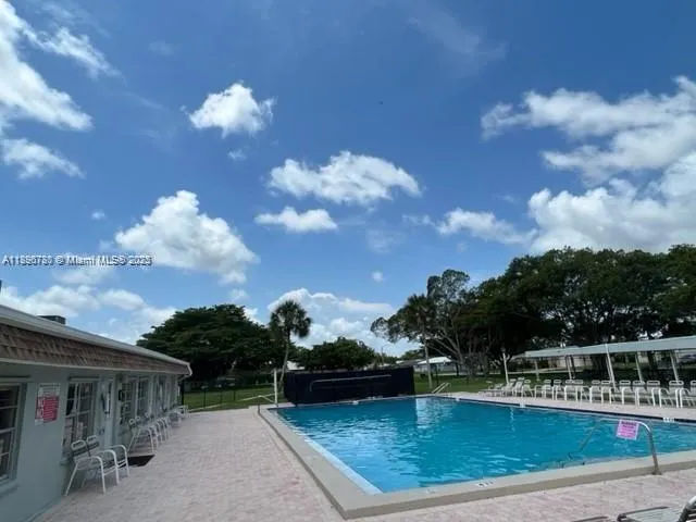 7305 NW 95th Way, #0