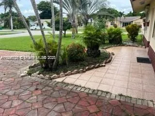 7305 NW 95th Way, #0