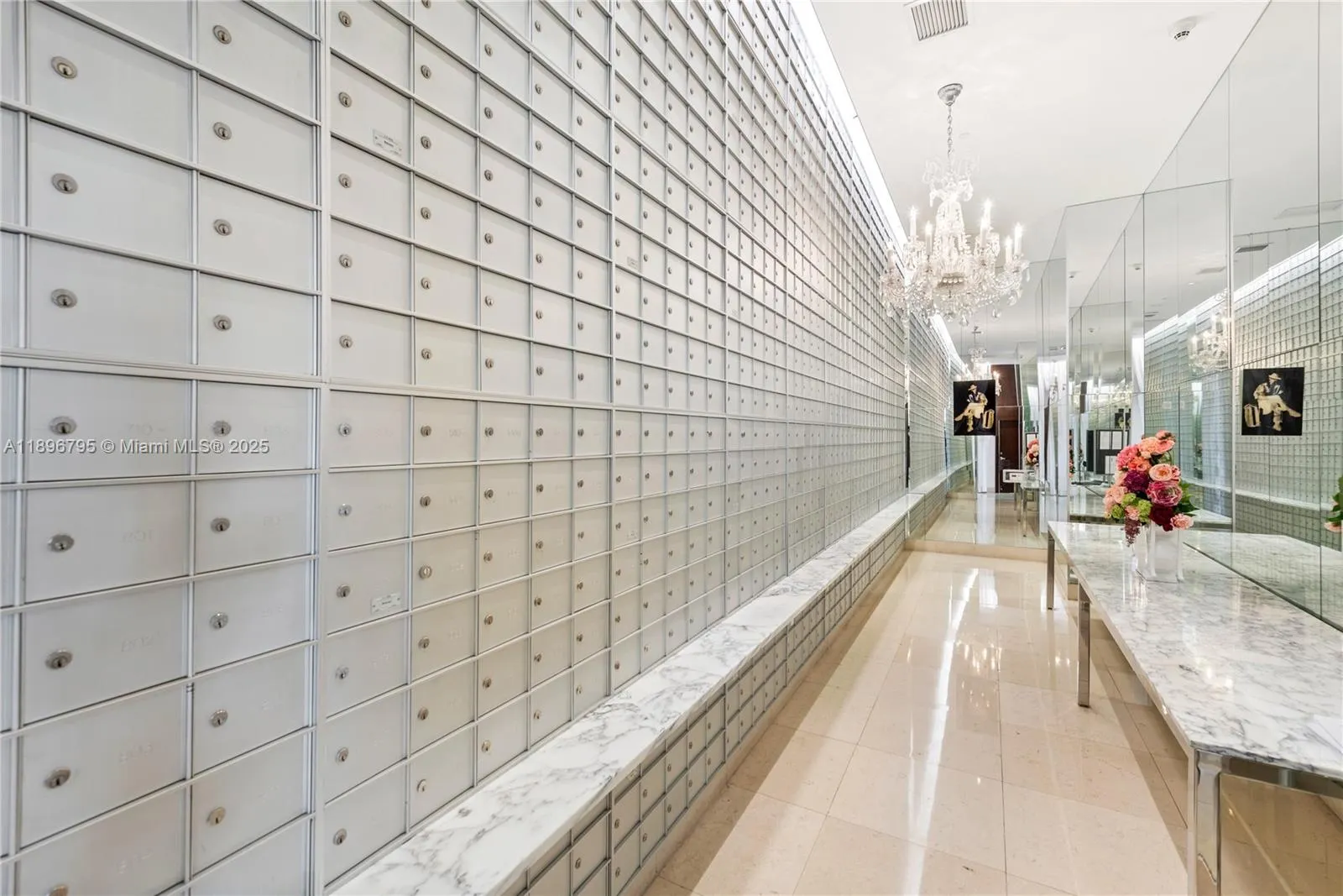 450 Alton Rd, #906