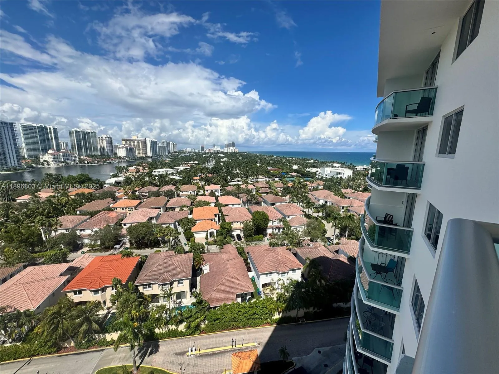 19370 Collins Ave, #1520