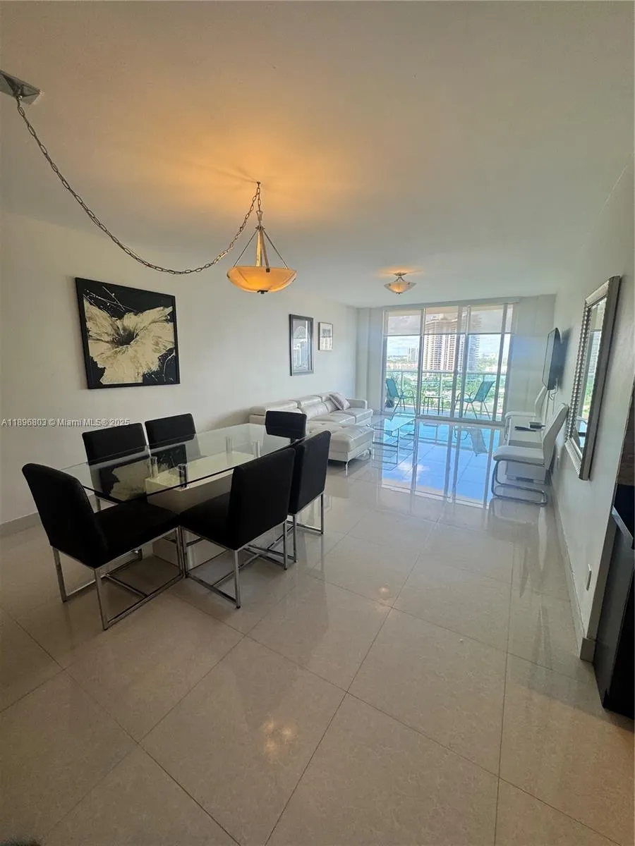 19370 Collins Ave, #1520
