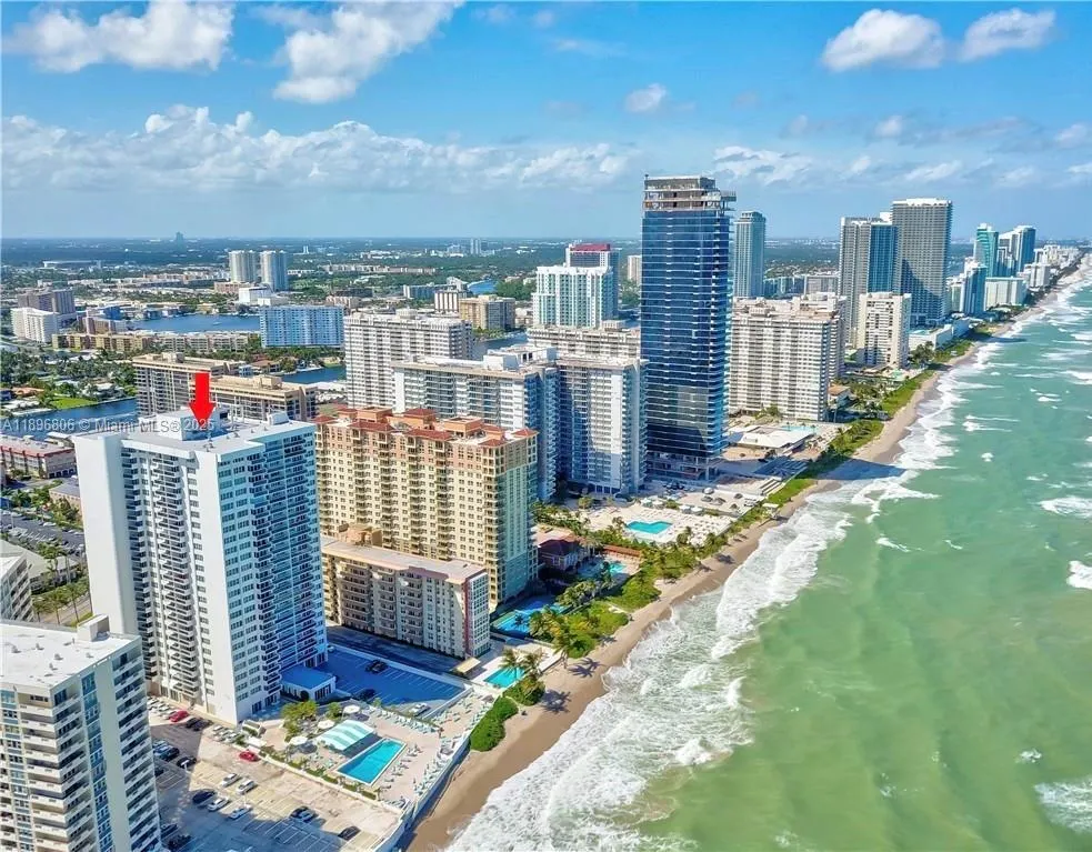 3140 S Ocean Dr, #1105