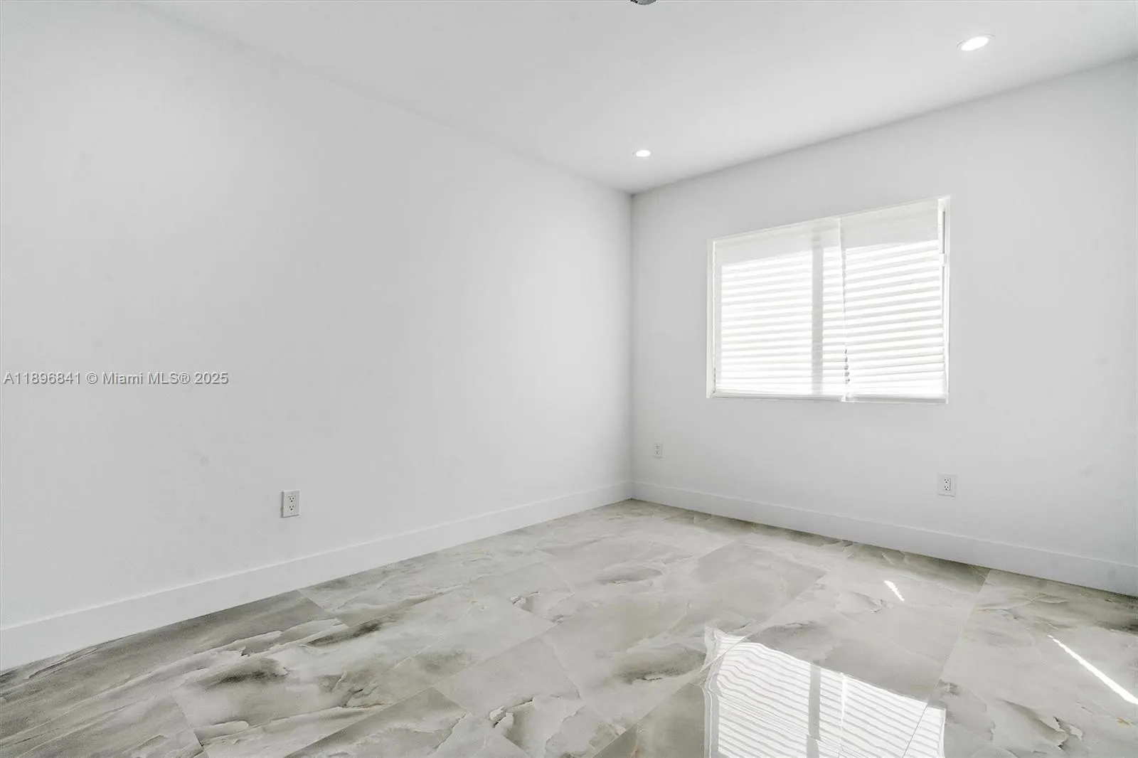 2924 NW 58th ST, #2924