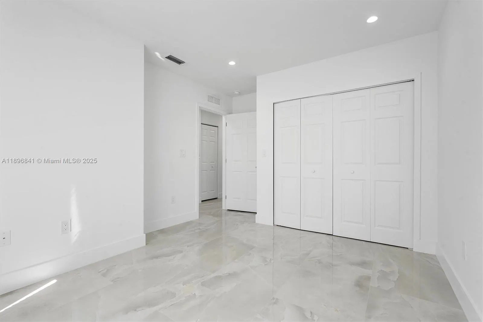 2924 NW 58th ST, #2924
