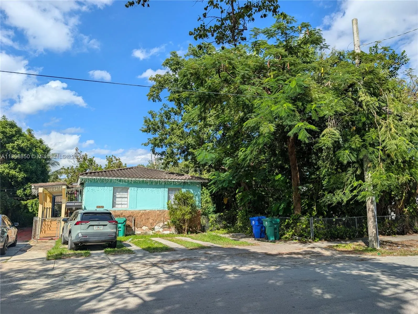 1871 NW 18th Ter
