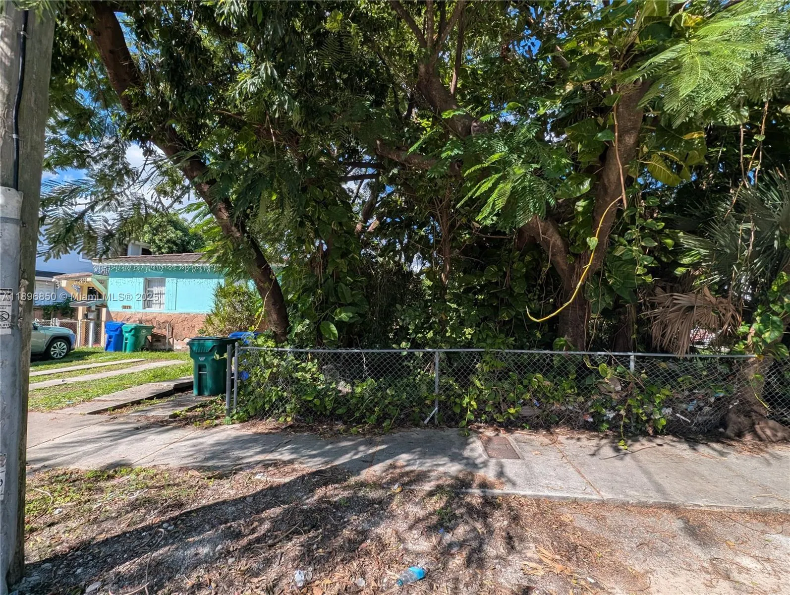 1871 NW 18th Ter