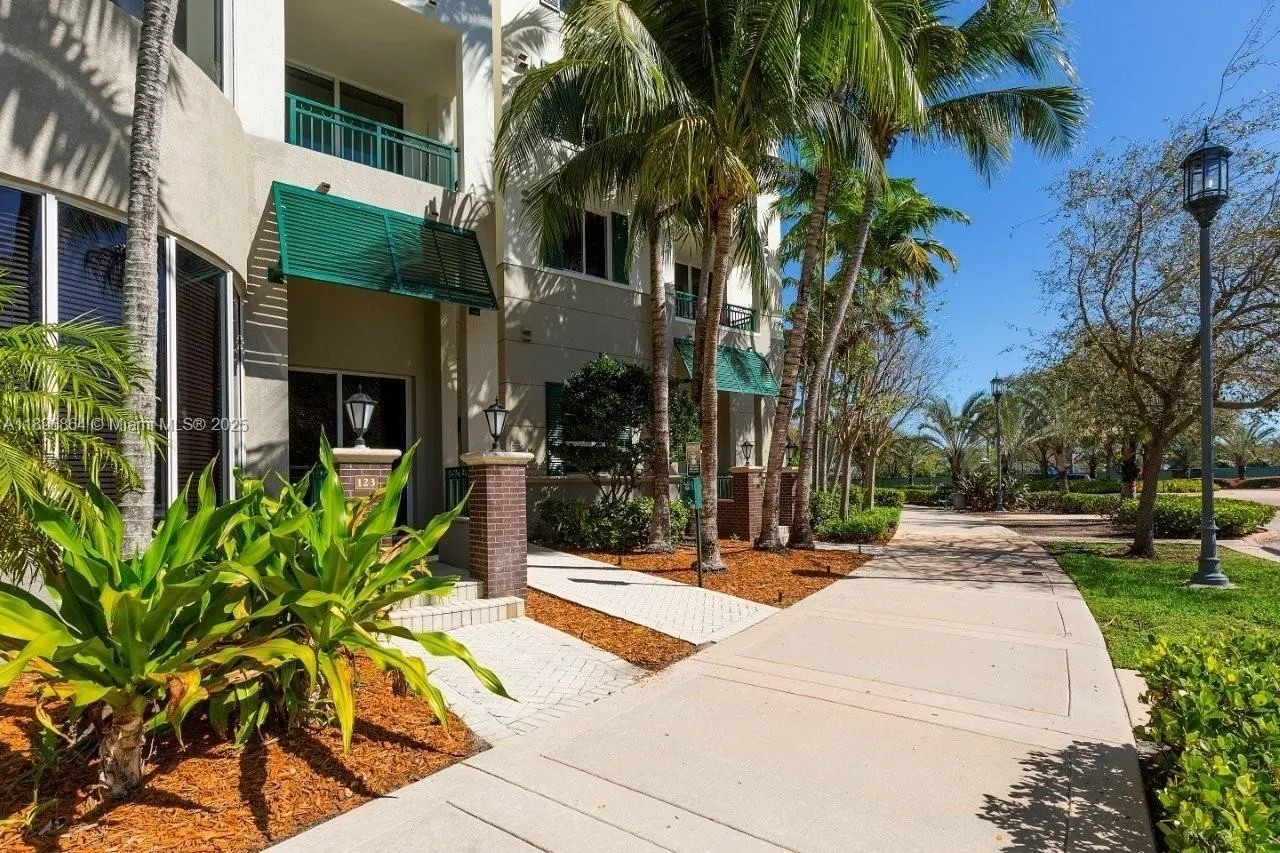 510 NW 84th Ave, #318
