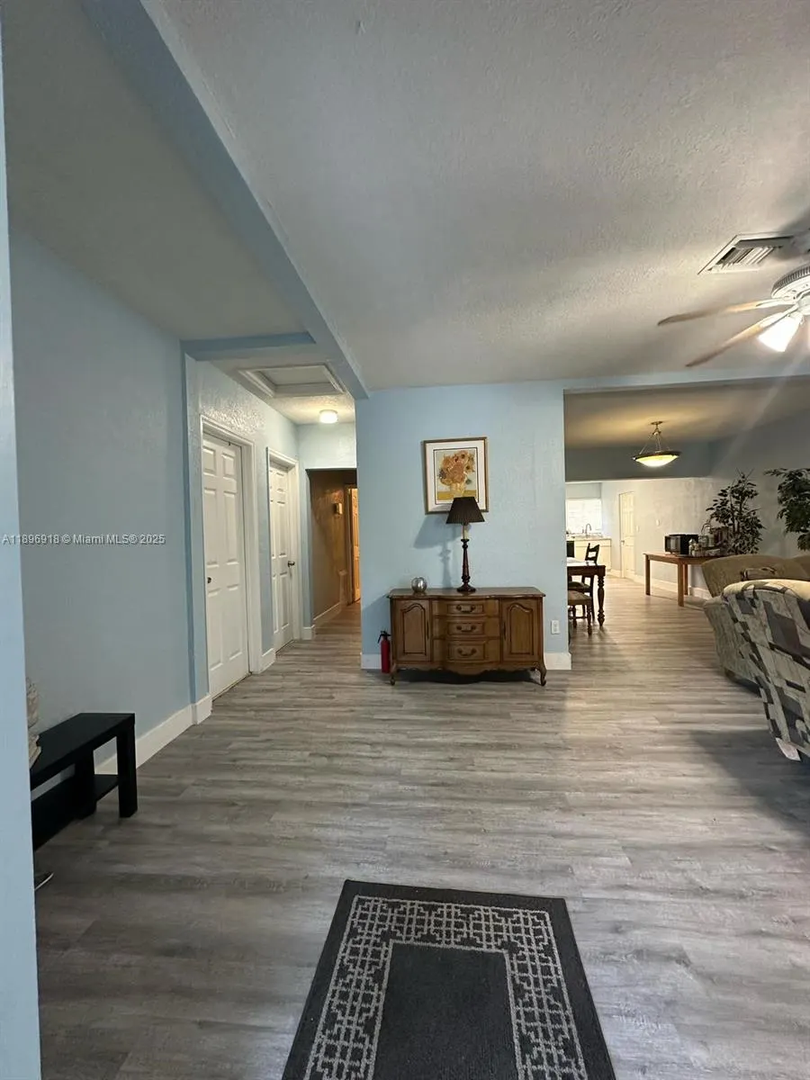 131 Carolina Ave