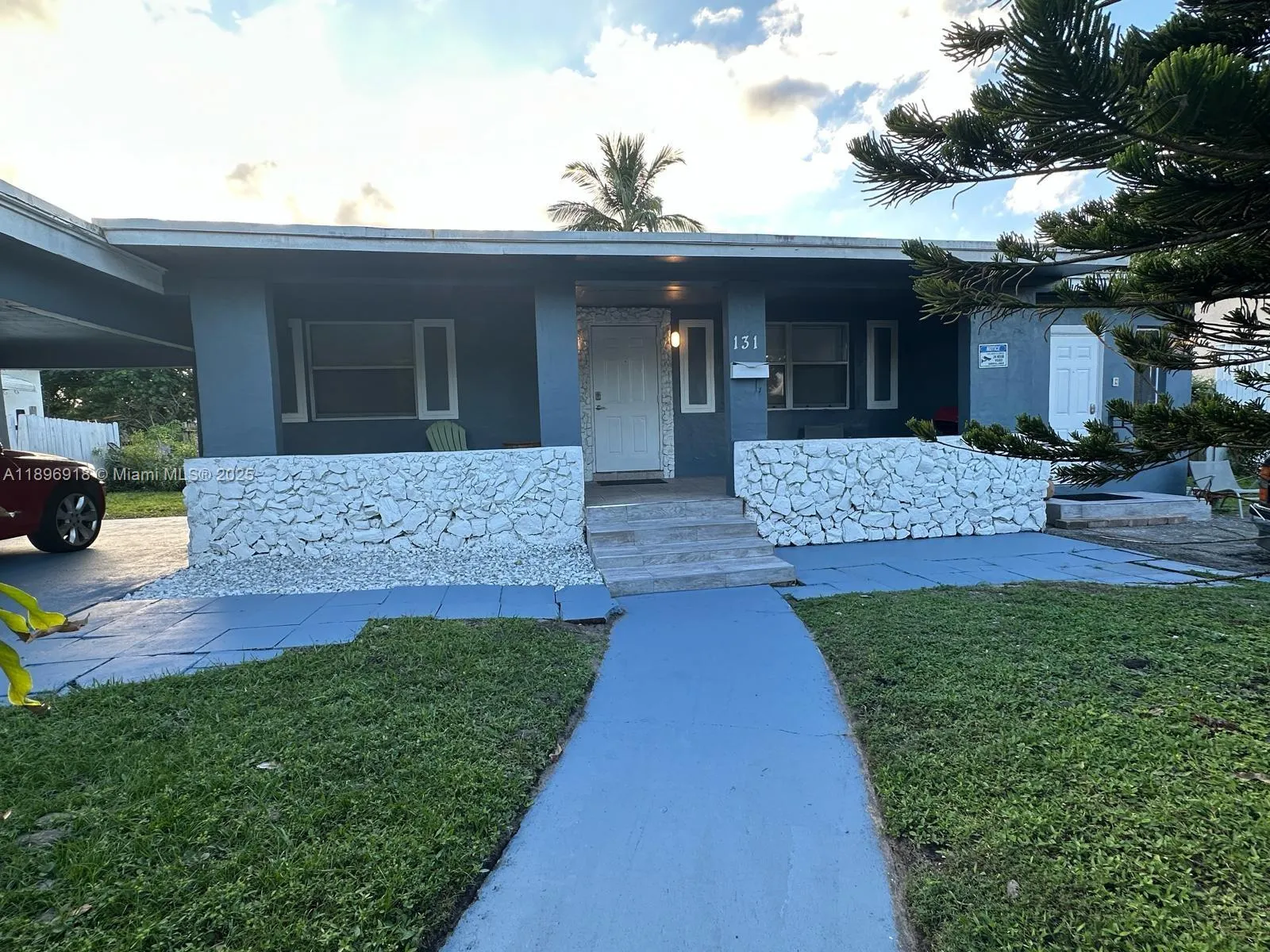131 Carolina Ave