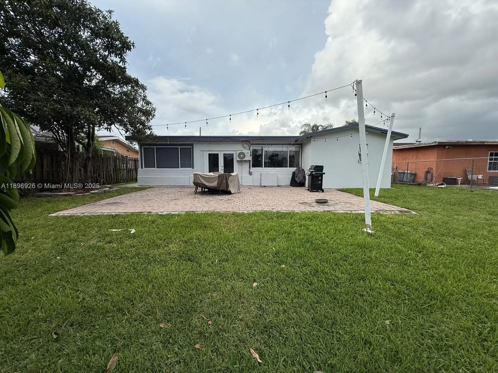 8600 NW 27th Pl