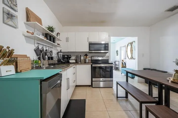 8028 NW 5th Ct, #Front