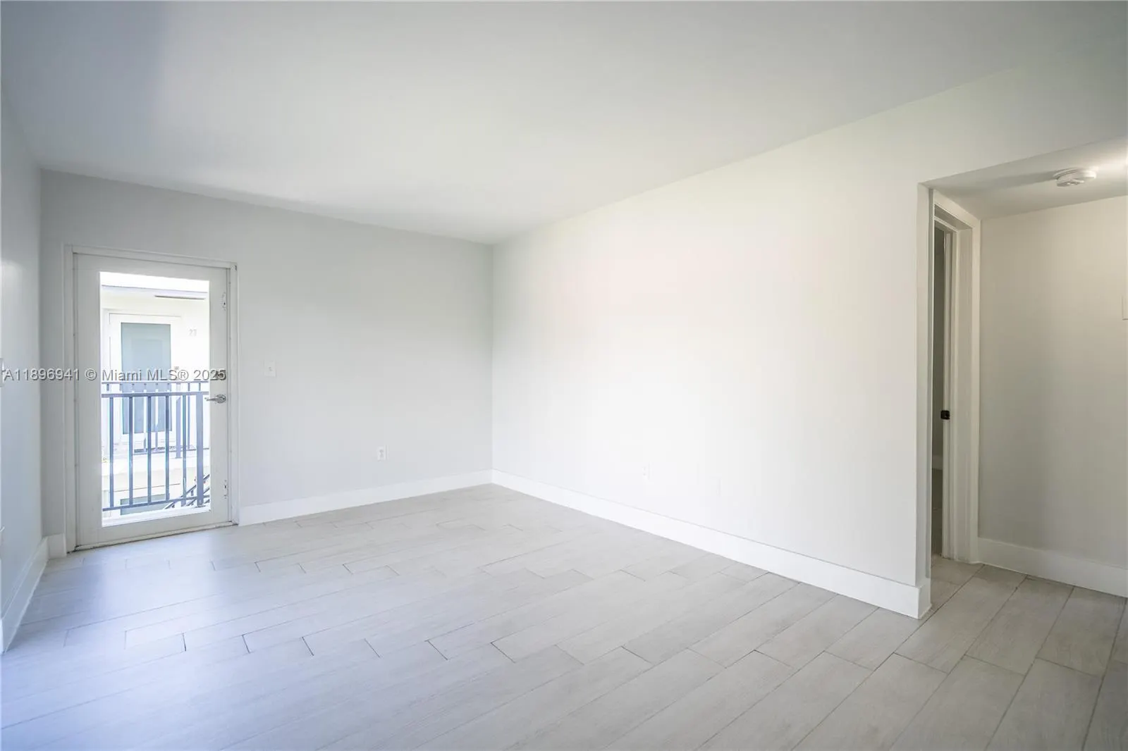 465 NE 59th St, #26
