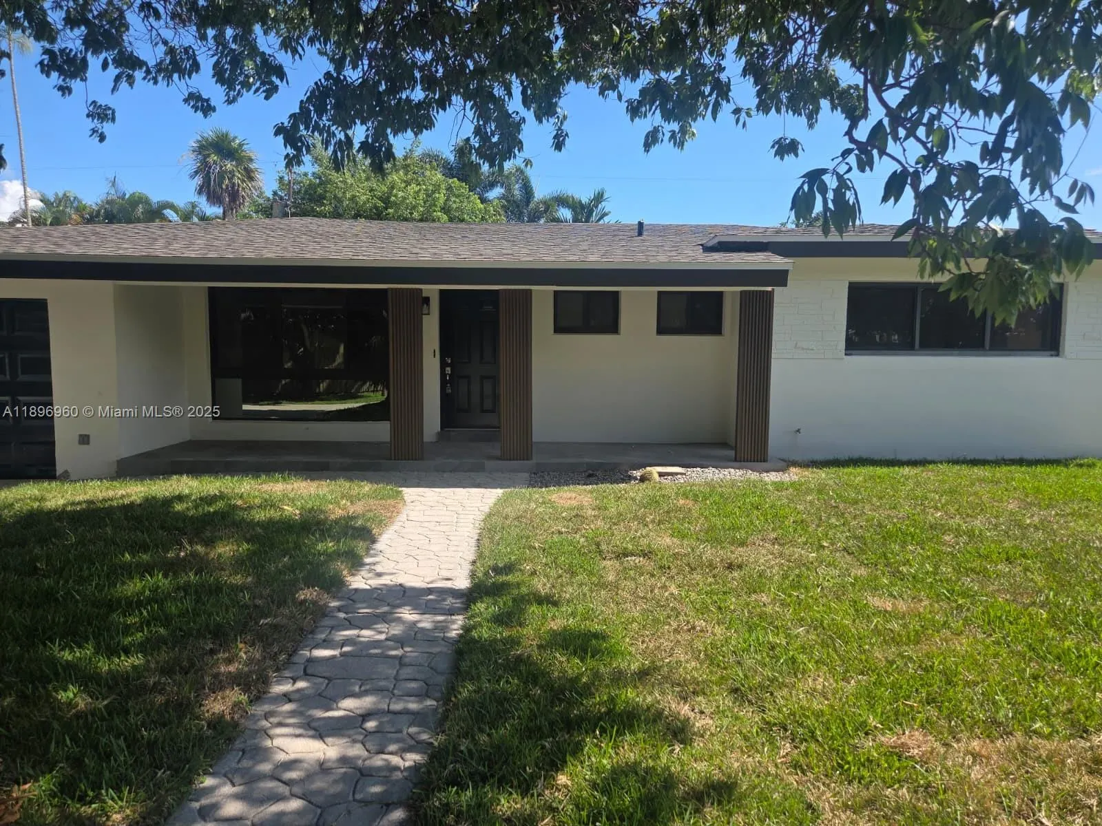 2816 NE 18th Ter