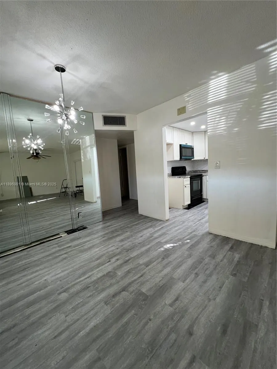 1701 NW 46th Ave, #102