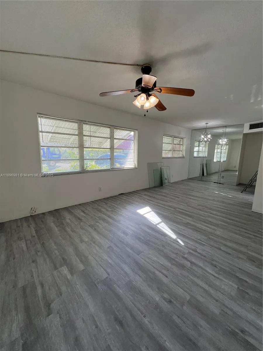 1701 NW 46th Ave, #102