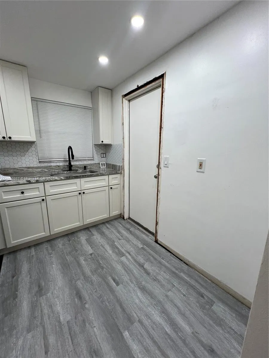 1701 NW 46th Ave, #102