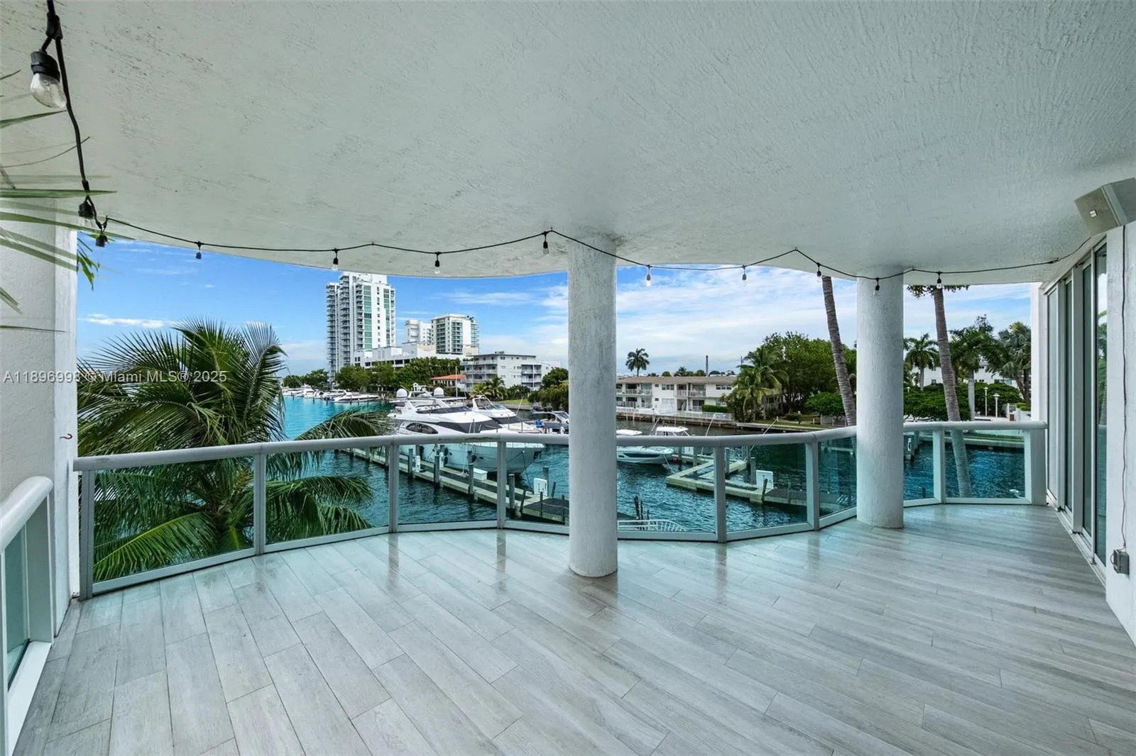7918 Harbor Island Dr, #207