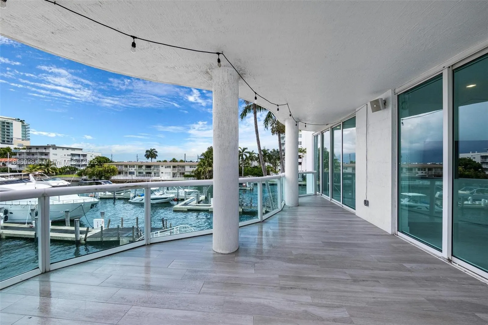 7918 Harbor Island Dr, #207