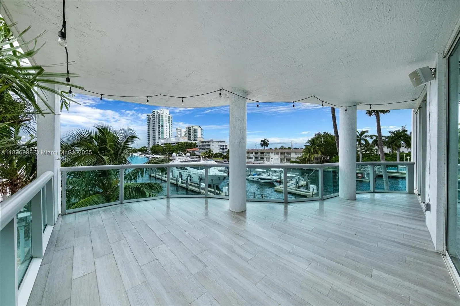 7918 Harbor Island Dr, #207