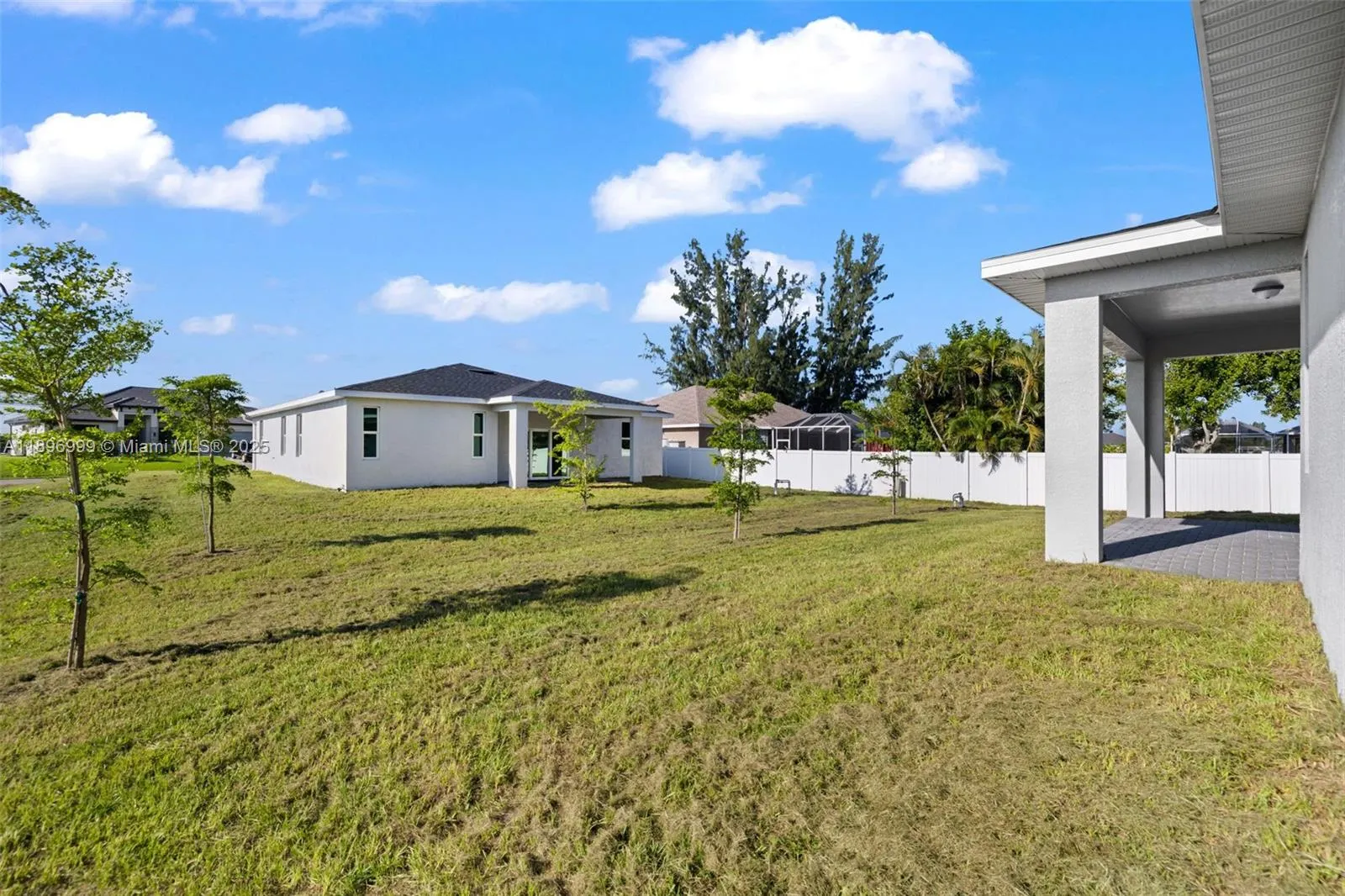 2518 NW 10TH TER