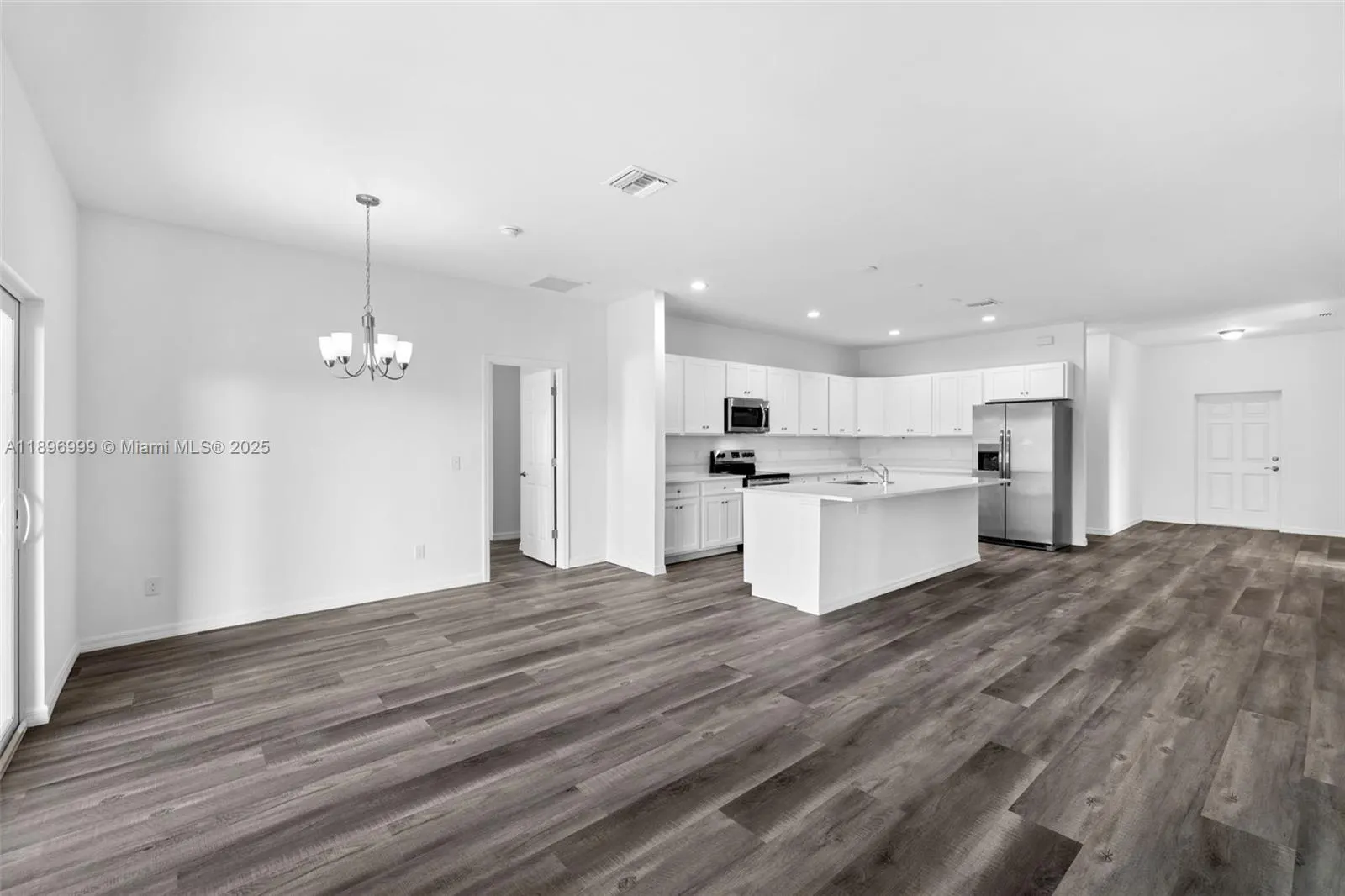 2518 NW 10TH TER