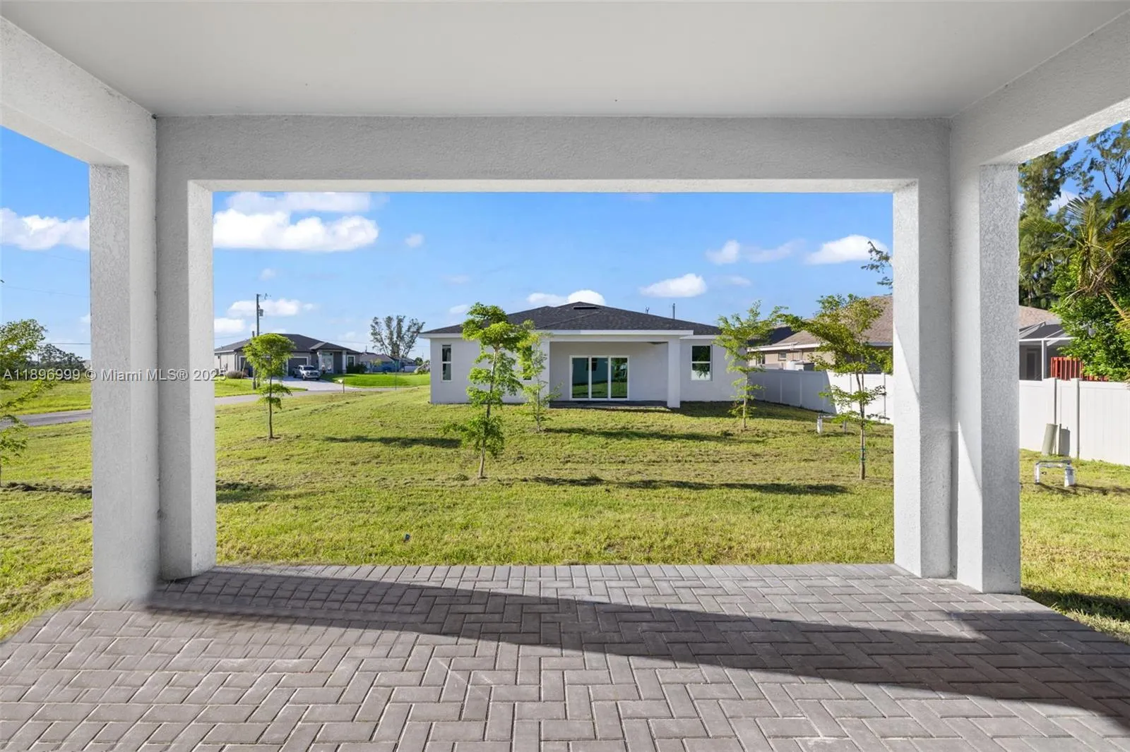 2518 NW 10TH TER