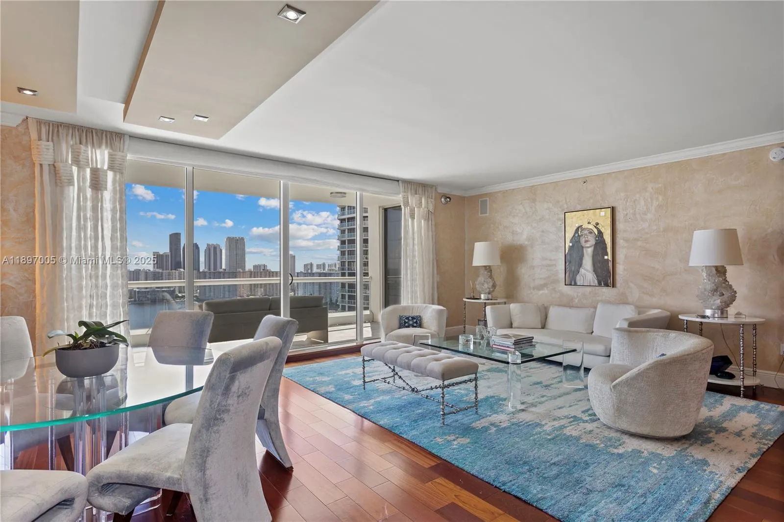 6000 Island Blvd, #2507