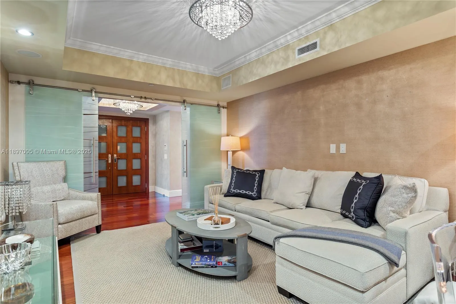 6000 Island Blvd, #2507