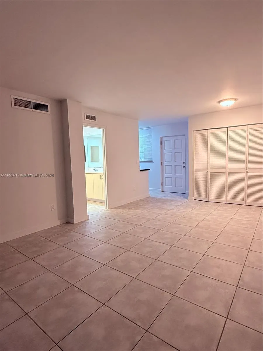 777 NE 62nd St, #C415