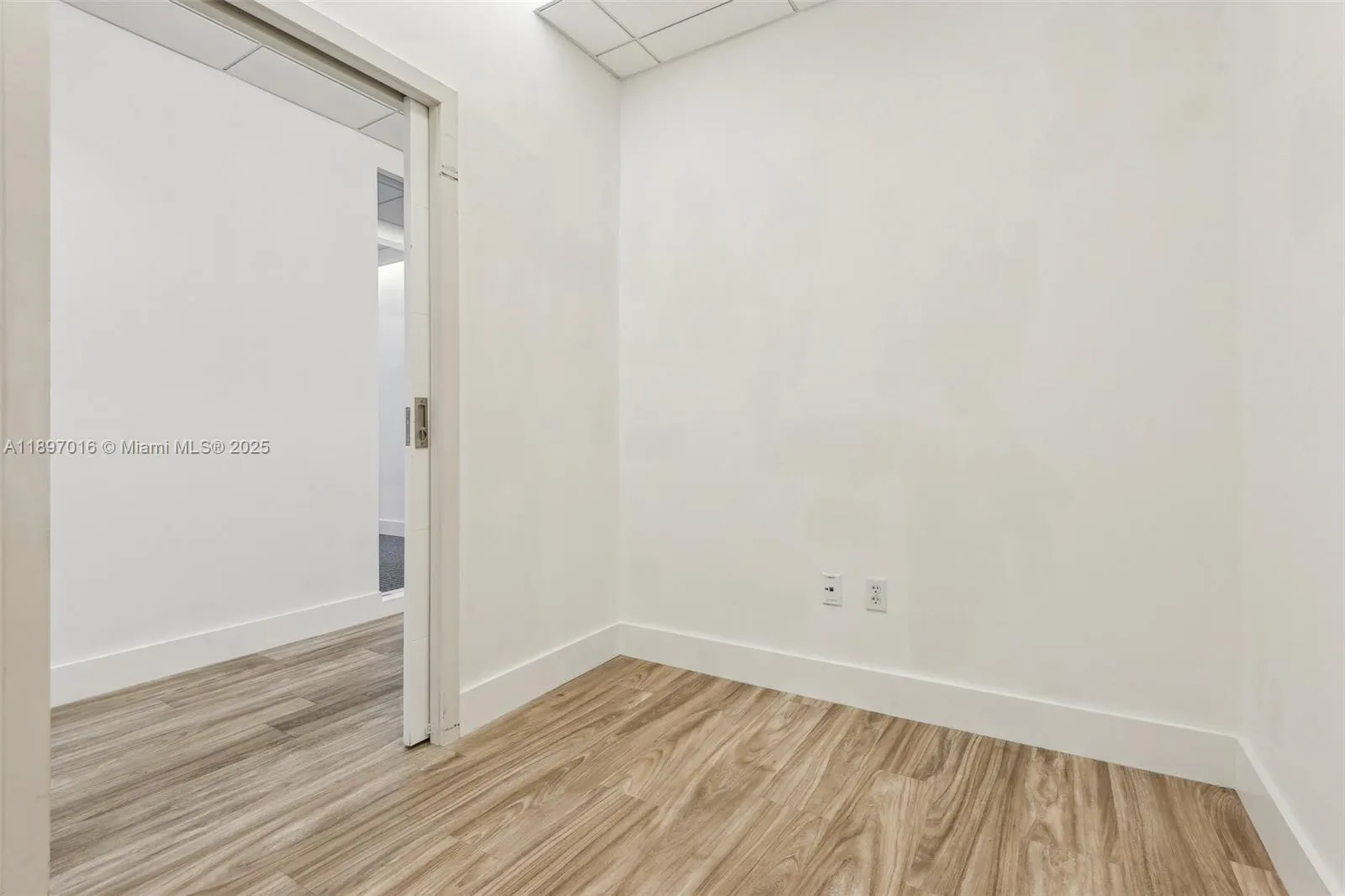 1200 Brickell Ave, #520A-D