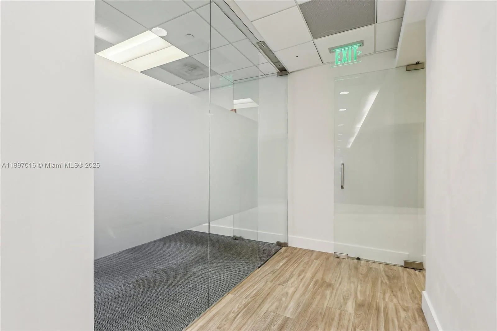 1200 Brickell Ave, #520A-D