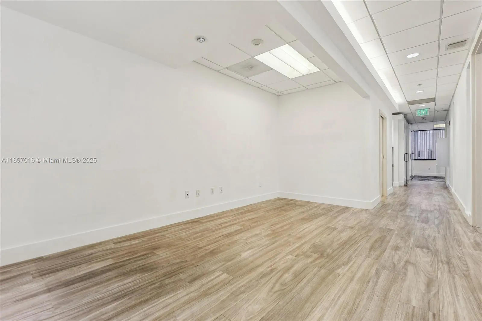 1200 Brickell Ave, #520A-D
