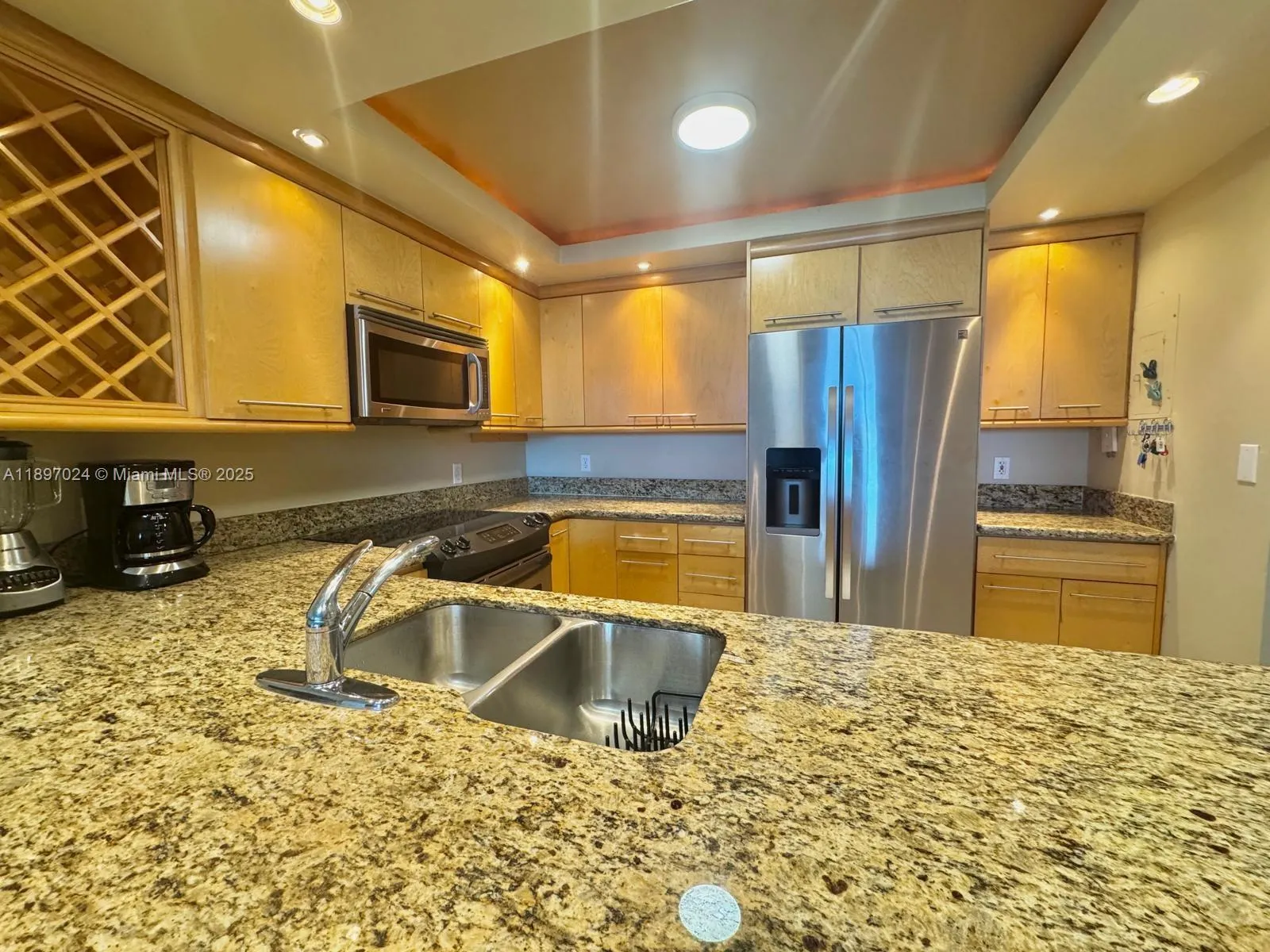 3800 S Ocean Dr, #604