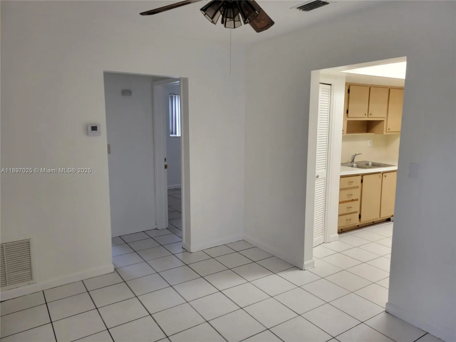 7101 NW 24th St, #-