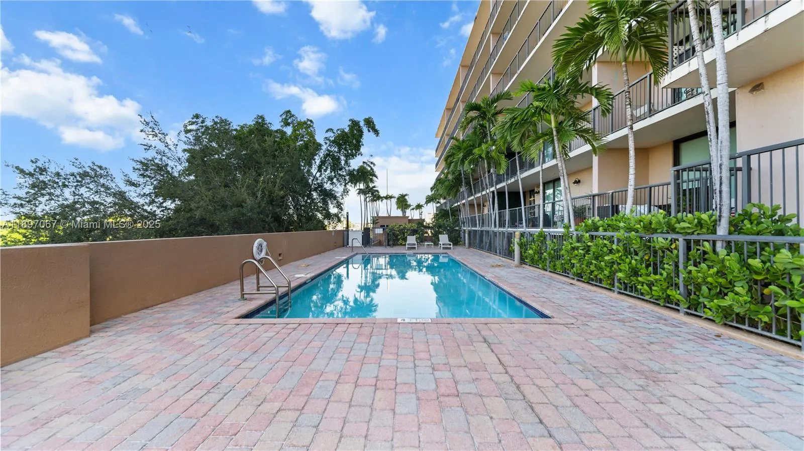 1690 SW 27th Ave, #603