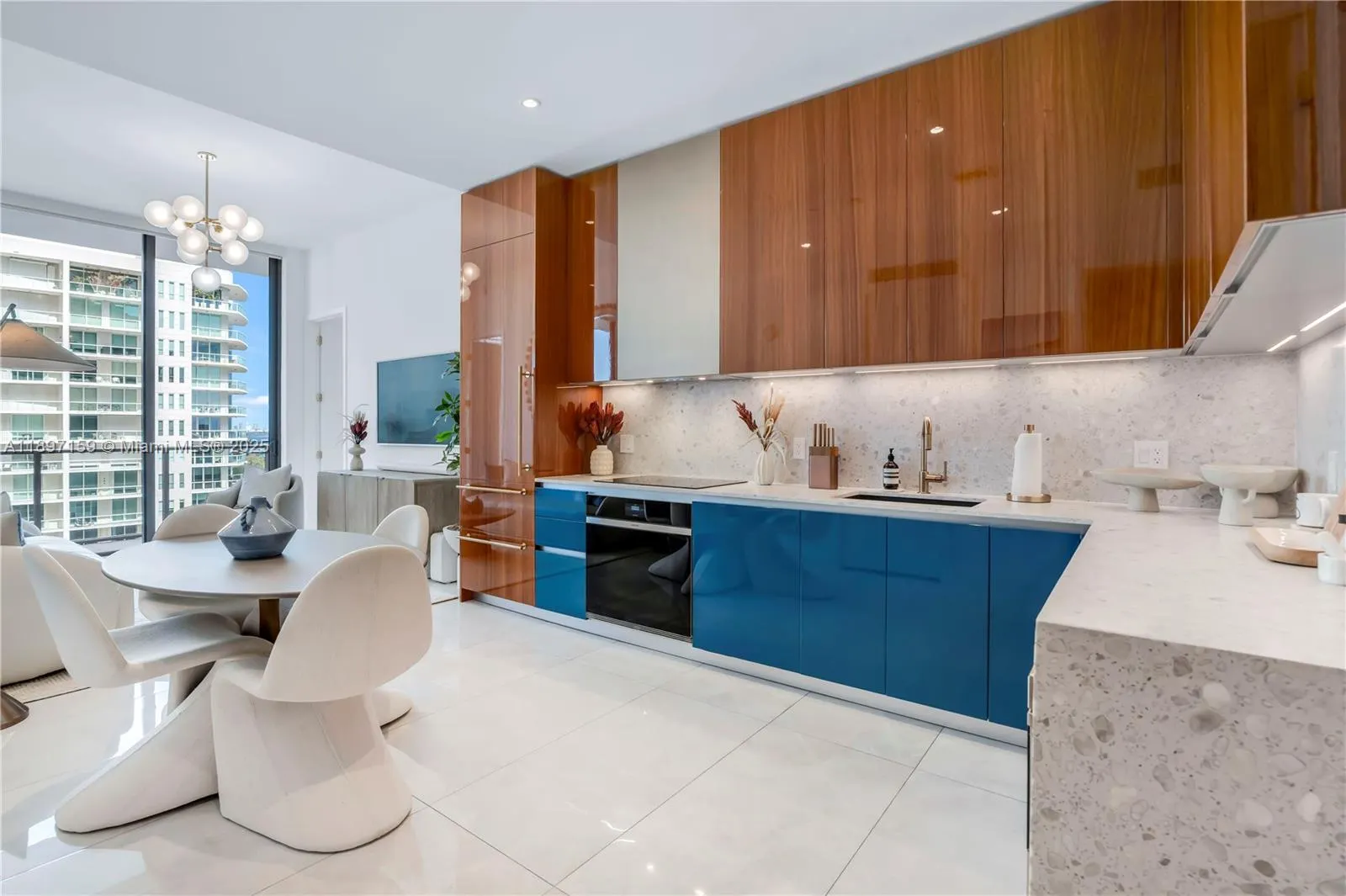 2655 S Bayshore Dr, #1406