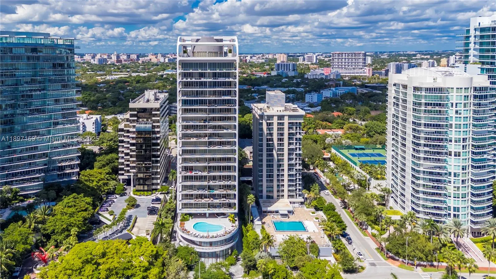 2655 S Bayshore Dr, #1406