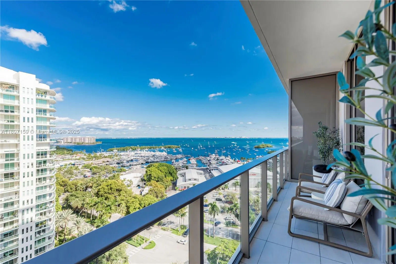 2655 S Bayshore Dr, #1406