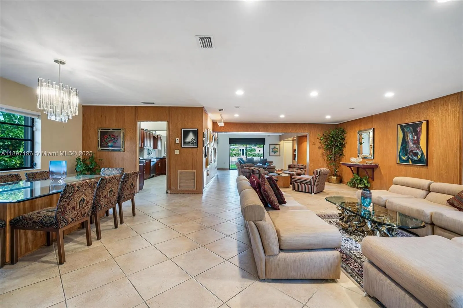 1855 Daytonia Rd