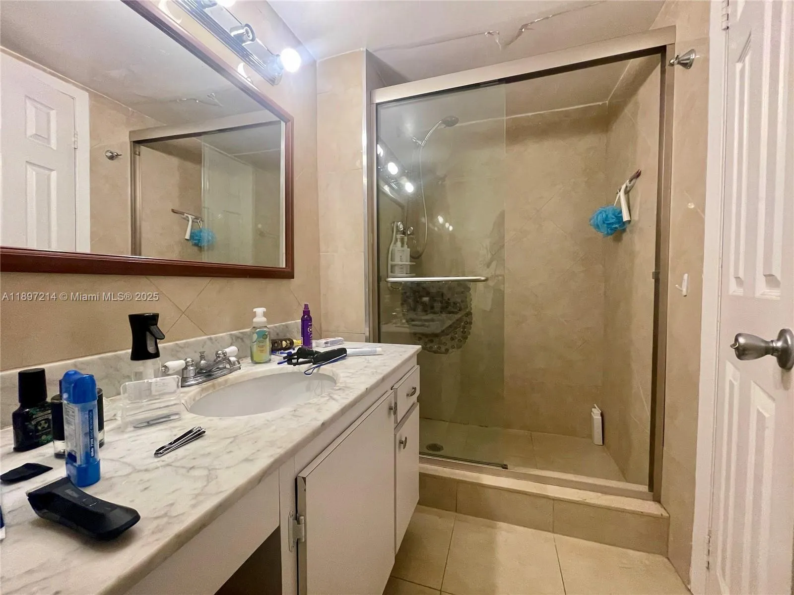 2750 NE 183rd St, #2308