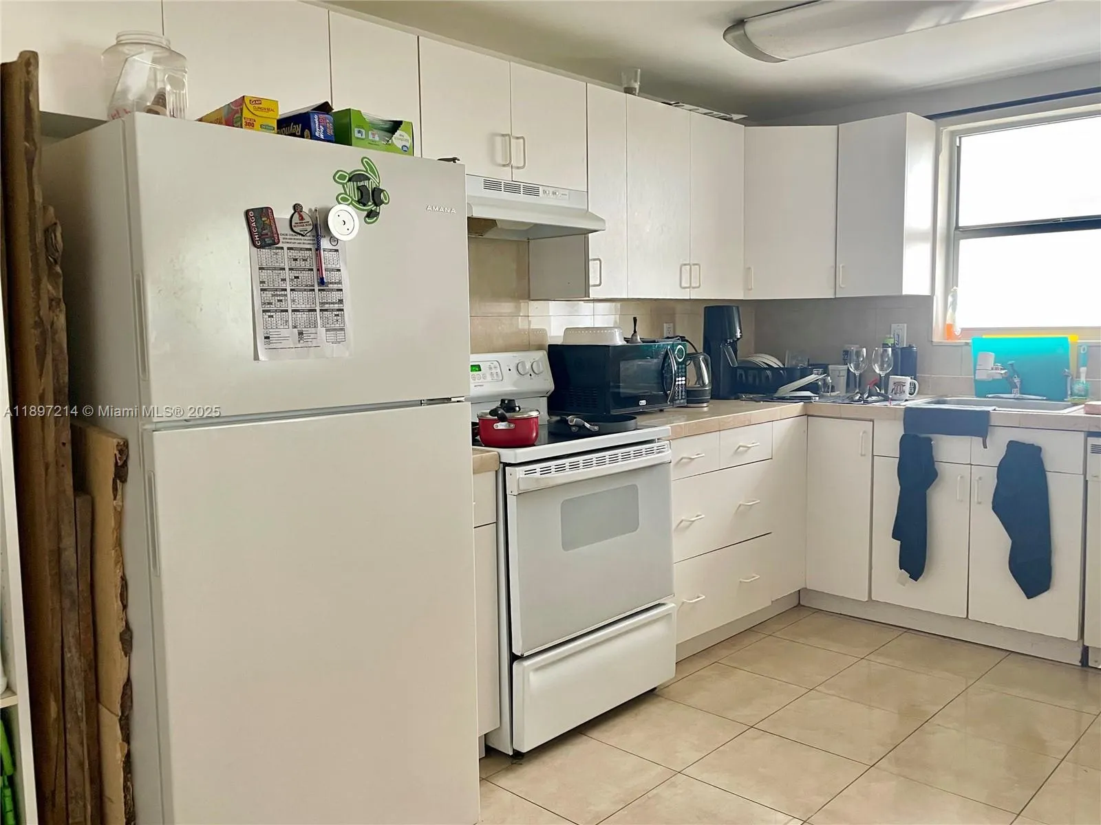 2750 NE 183rd St, #2308