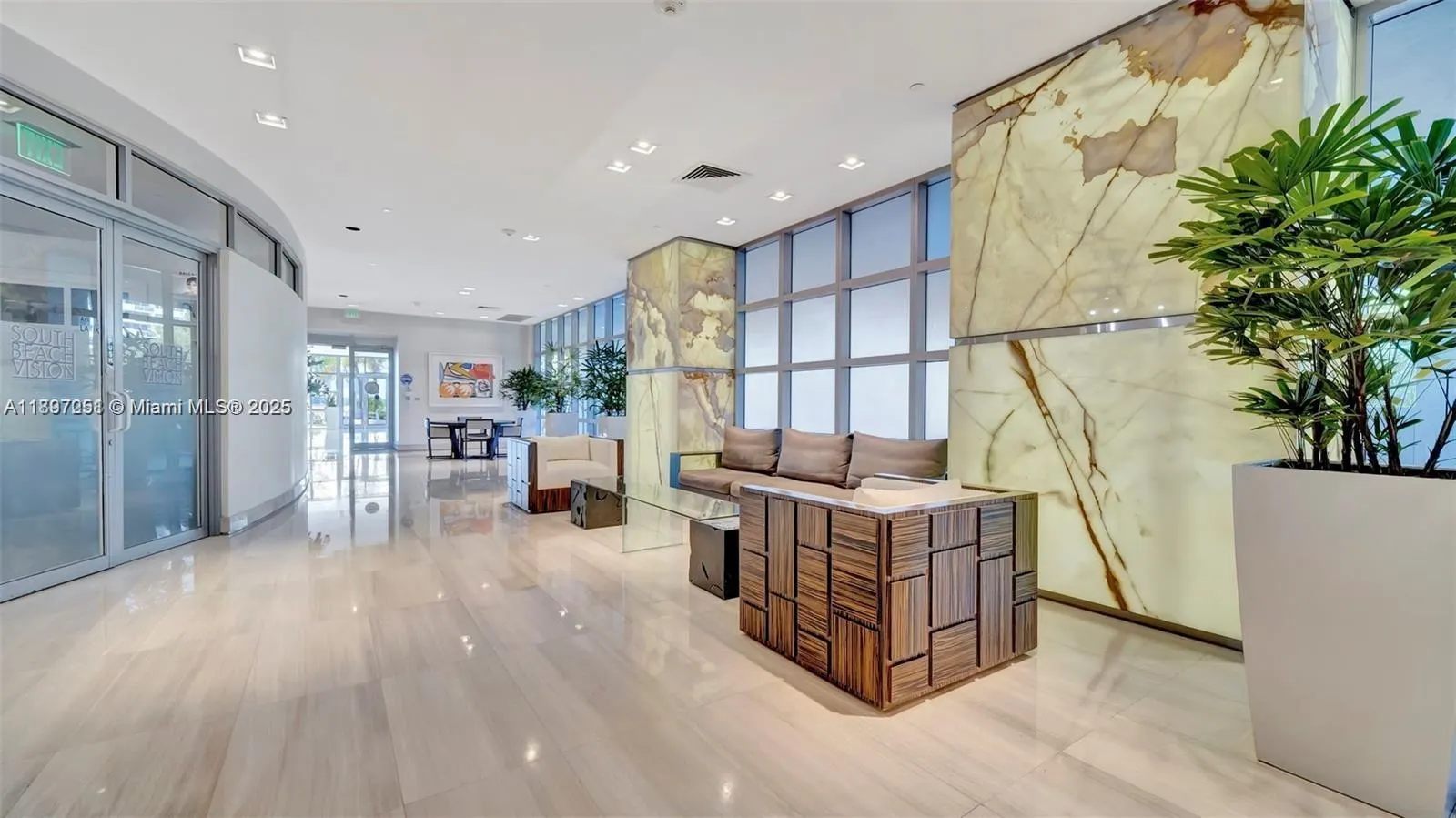 1330 West Ave, #2601