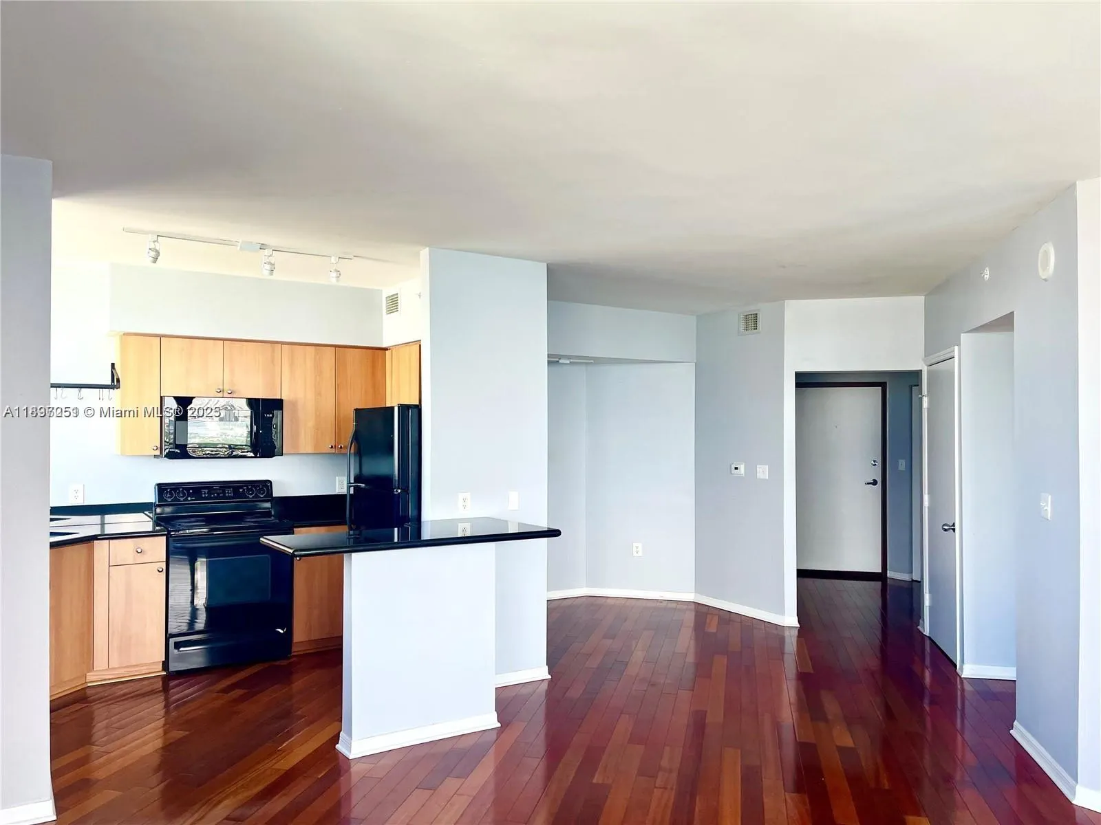 1330 West Ave, #2601