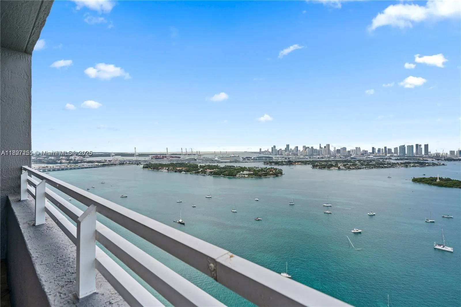 1330 West Ave, #2601