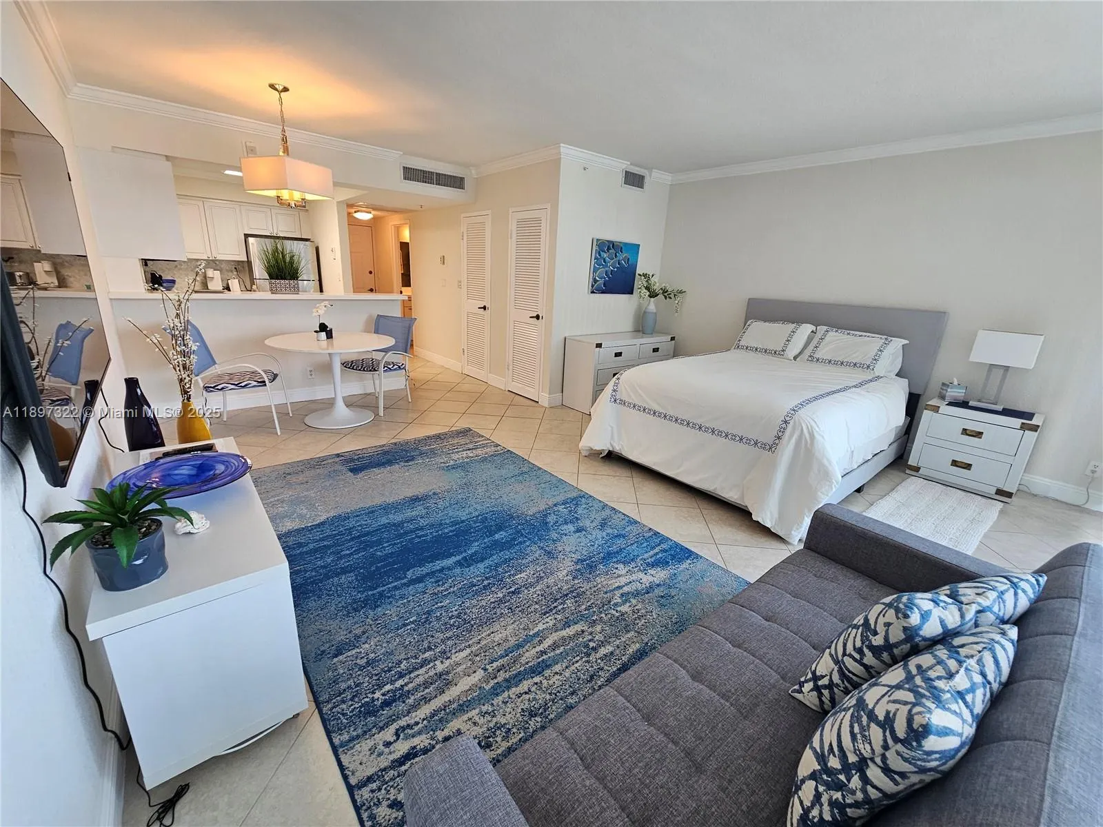 2501 S OCEAN DR (SEASON), #637