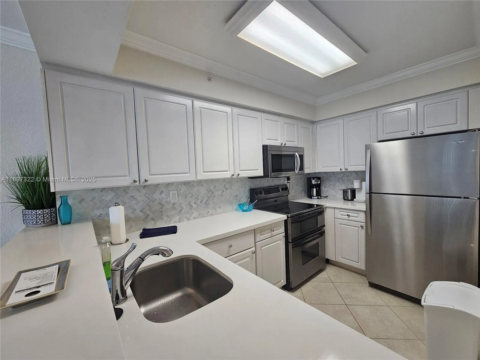 2501 S OCEAN DR (SEASON), #637