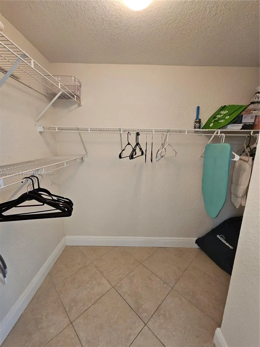 2501 S OCEAN DR (SEASON), #637